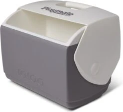 Igloo Playmate Elite - Kleine Koelbox - 15,2 Liter - Grijs 7 Igloo Playmate Elite - Kleine Koelbox - 15,2 Liter - Grijs -Outdoor Kampeeruitrusting Winkel 1200x1096 2