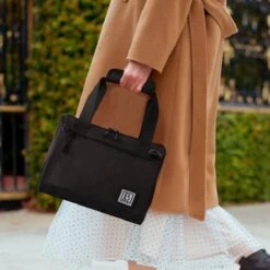 Brisby 4 Laags Geïsoleerde Koeltas - Lunchtas 10 Liter - Zwart -Outdoor Kampeeruitrusting Winkel 1200x1200 401