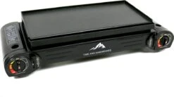 T&S - Draagbaar Dubbel Gasvuur Met Grillplaat En Transportkist - Camping Kooktoestel - Kookstel - Bakplaat - Gasfornuis - 2 Pits - Elektrische Ontsteking - Kookvuur - Kampeer Vuur -Outdoor Kampeeruitrusting Winkel 1200x670 2