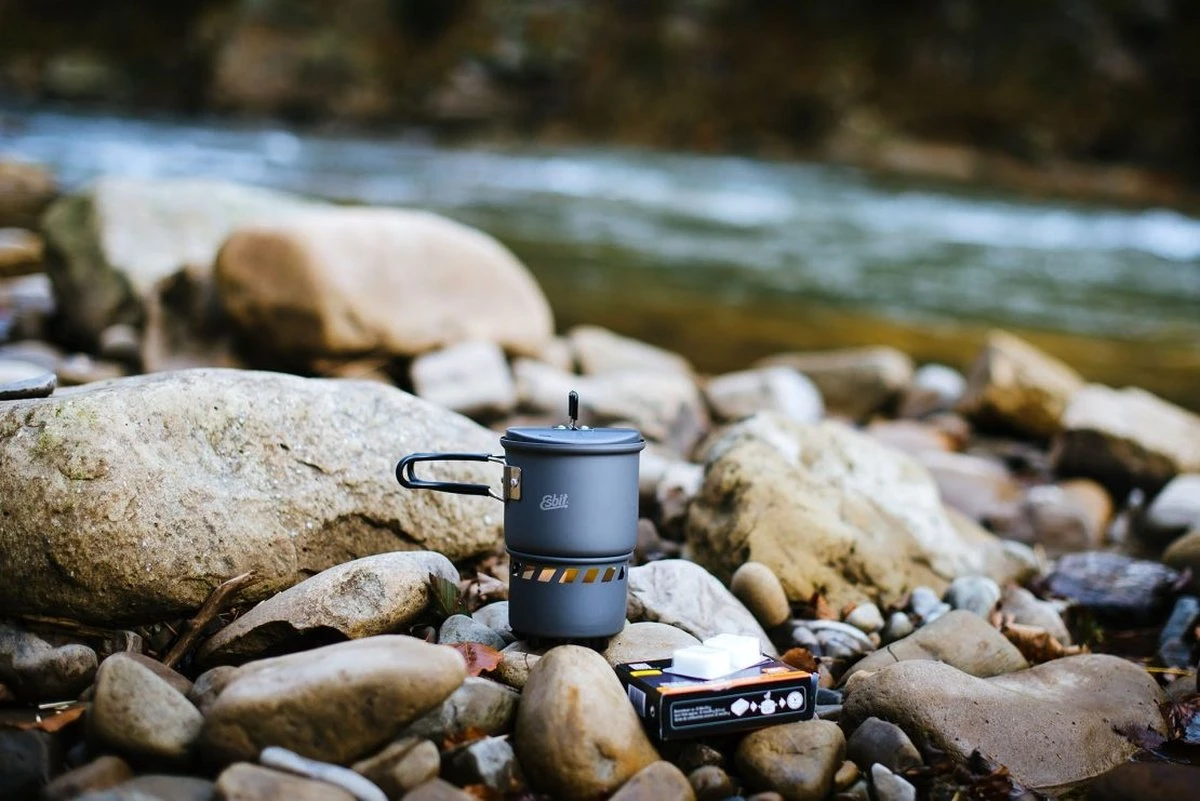 Esbit Outdoor Kooktoestel 585ml - Opbergtas - Aluminium - Solid Fuel Esbit Outdoor Kooktoestel 585ml - Opbergtas - Aluminium - Solid Fuel -Outdoor Kampeeruitrusting Winkel 1200x801 22