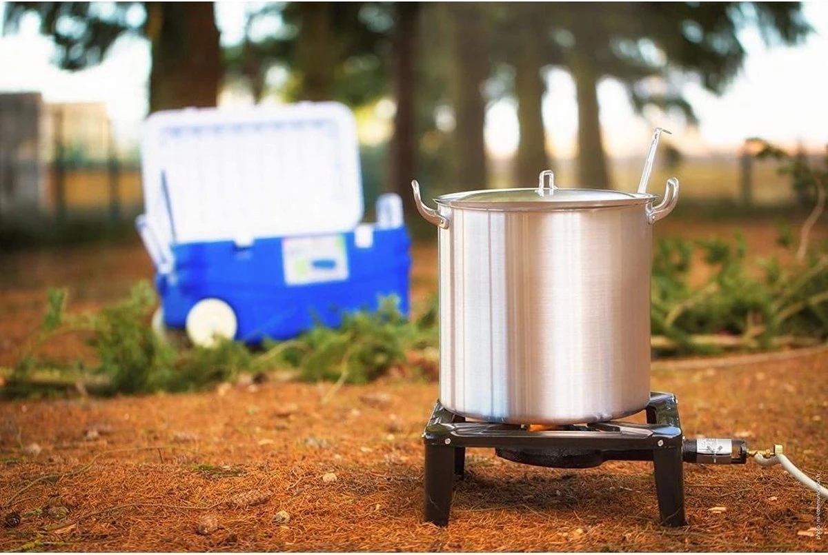 Kemper 1 pit Camping Gasstel Gasbrander Wokbrander | 7,5 KW | 37cm | 4 Voets Kemper 1 Pit Camping Gasstel Gasbrander Wokbrander | 7,5 KW | 37cm | 4 Voets -Outdoor Kampeeruitrusting Winkel 1200x805 2