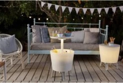 Keter Coolbar Partytafel – Lichtgevend - 49,5x49,5x57cm - Wit 5 Keter Coolbar Partytafel – Lichtgevend - 49,5x49,5x57cm - Wit -Outdoor Kampeeruitrusting Winkel 1200x806 3