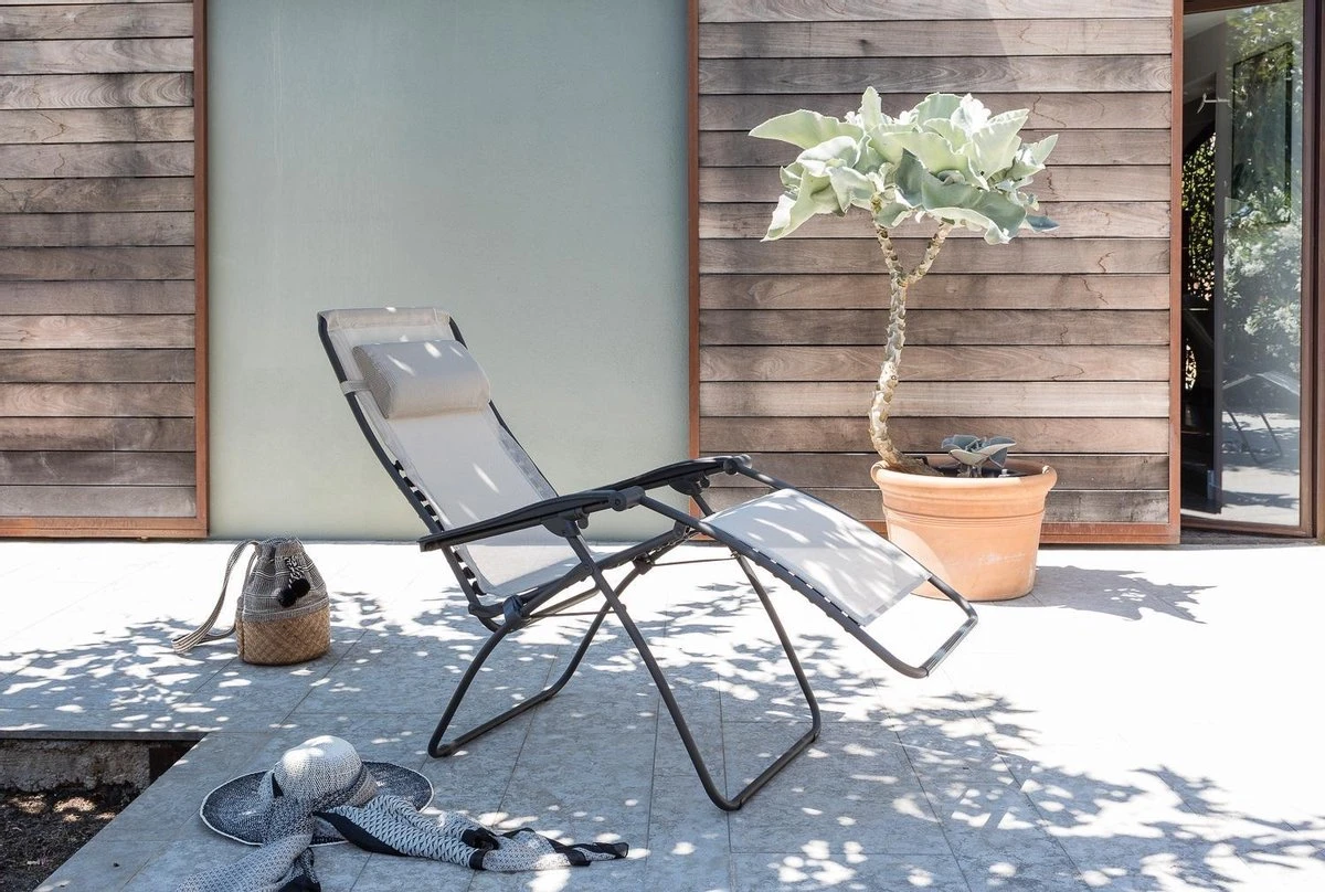 Lafuma RSXA Clip - Relaxstoel - Verstelbaar - Inklapbaar - Zero Gravity - Seigle Lafuma RSXA Clip - Relaxstoel - Verstelbaar - Inklapbaar - Zero Gravity - Seigle -Outdoor Kampeeruitrusting Winkel