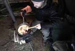 Petromax Loki 2 - Houtkachel -Outdoor Kampeeruitrusting Winkel 1200x811 5