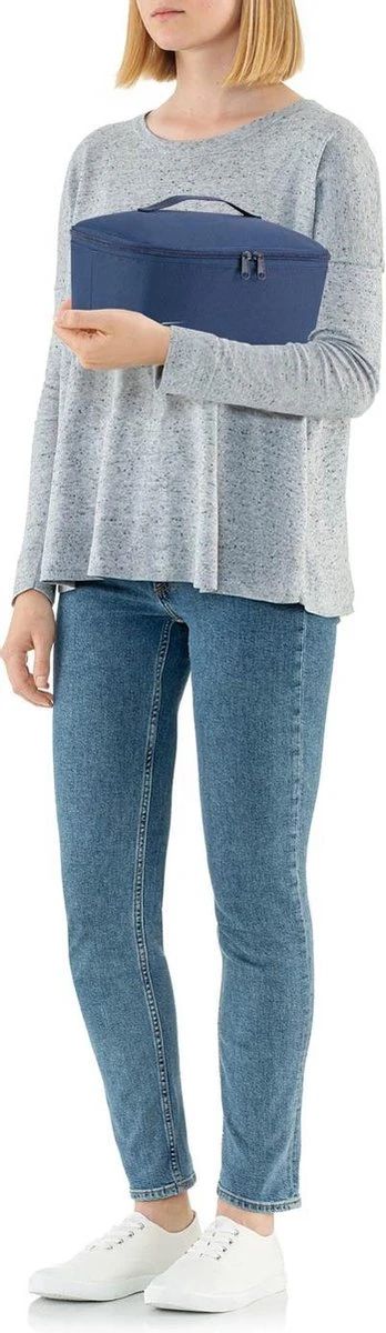 Reisenthel Coolerbag M Pocket Koeltas - 4,5L - Navy Blauw Reisenthel Coolerbag M Pocket Koeltas - 4,5L - Navy Blauw -Outdoor Kampeeruitrusting Winkel