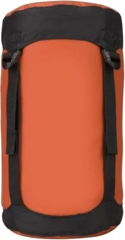 Sea To Summit Compressiezak - 10L - Oranje - Lichtgewicht 3 Sea To Summit Compressiezak - 10L - Oranje - Lichtgewicht -Outdoor Kampeeruitrusting Winkel 628x1200 1