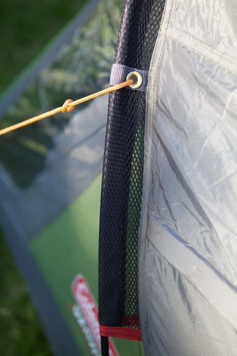 Coleman Darwin 4 Plus Koepeltent - 4-Persoons - Groen Coleman Darwin 4 Plus Koepeltent - 4-Persoons - Groen -Outdoor Kampeeruitrusting Winkel 800x1200 25